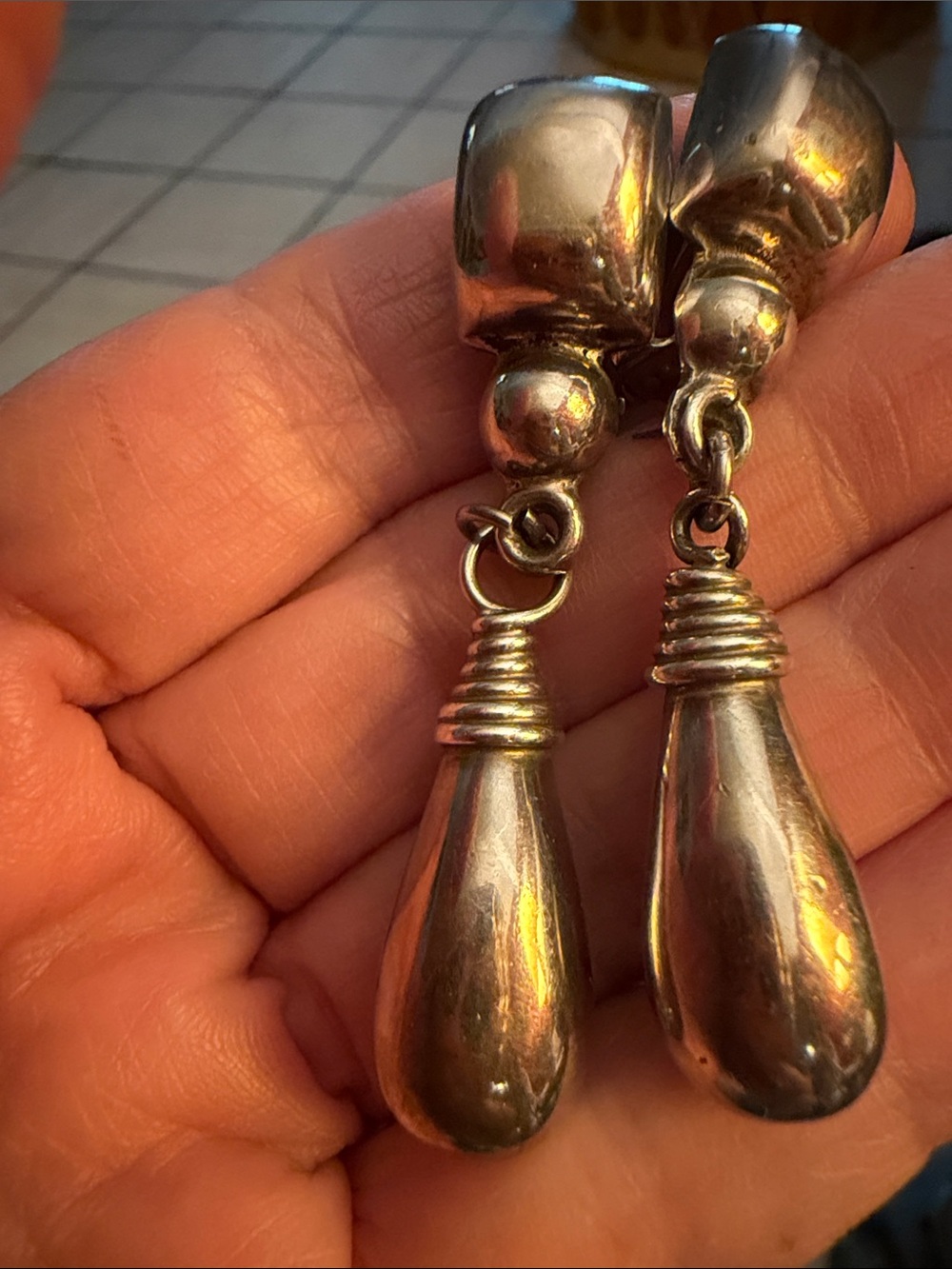 Elegant Silver Teardrop Dangle Earrings - Polished Sterling Silver
